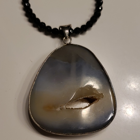 Genuine druzy quartz necklace - Picture 6 of 6